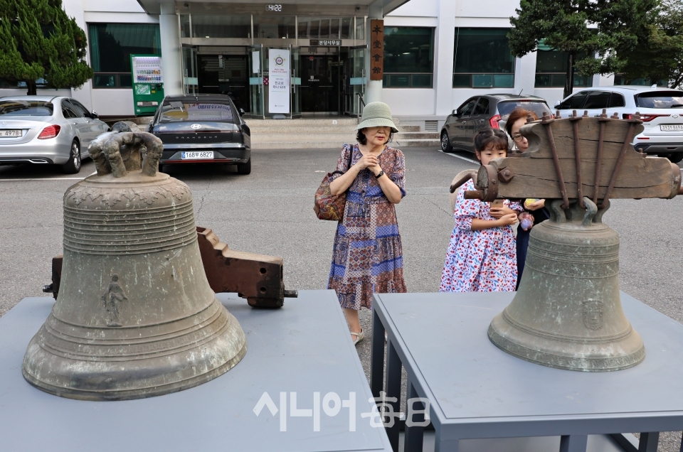 계산성당 종탑 종 114년 만에 교체